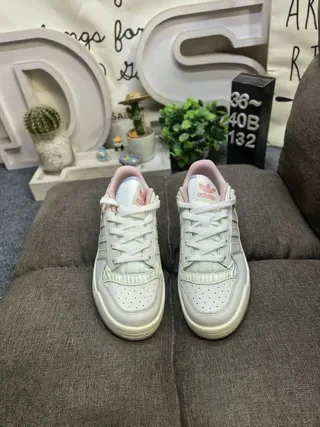Adidas Beige Pink Low-Top Padded Collar Lifestyle Sneakers 10