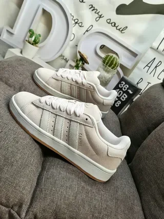 Adidas Beige White Low-Top Suede-Like Upper Lifestyle Sneakers 7