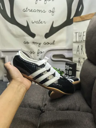 Adidas Black White Laceless Strap Closure Patent Upper Lifestyle Sneakers 5