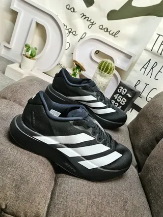 Adidas Black White Low-Profile Racing-Inspired Lifestyle Sneakers 9