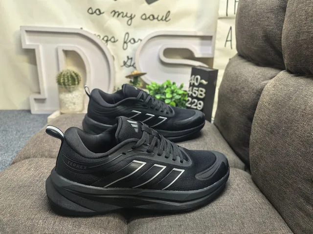 Adidas Black White Mesh Upper Three Silver Stripes Lifestyle Sneakers 21