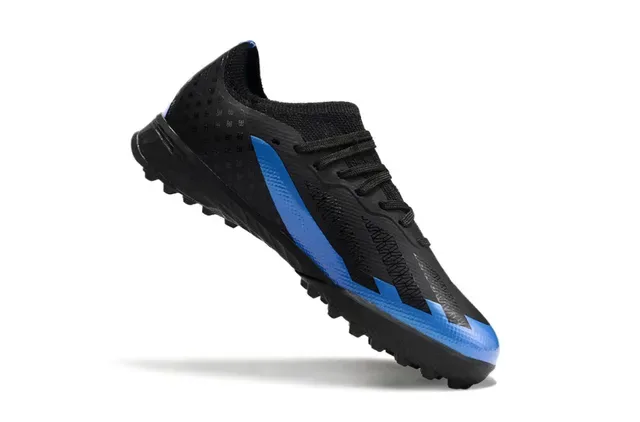 Adidas Chaussures de Football Bleu et Rose Low-Cut Upper Synthétique Clous Coniques Gazon Synthétique 24