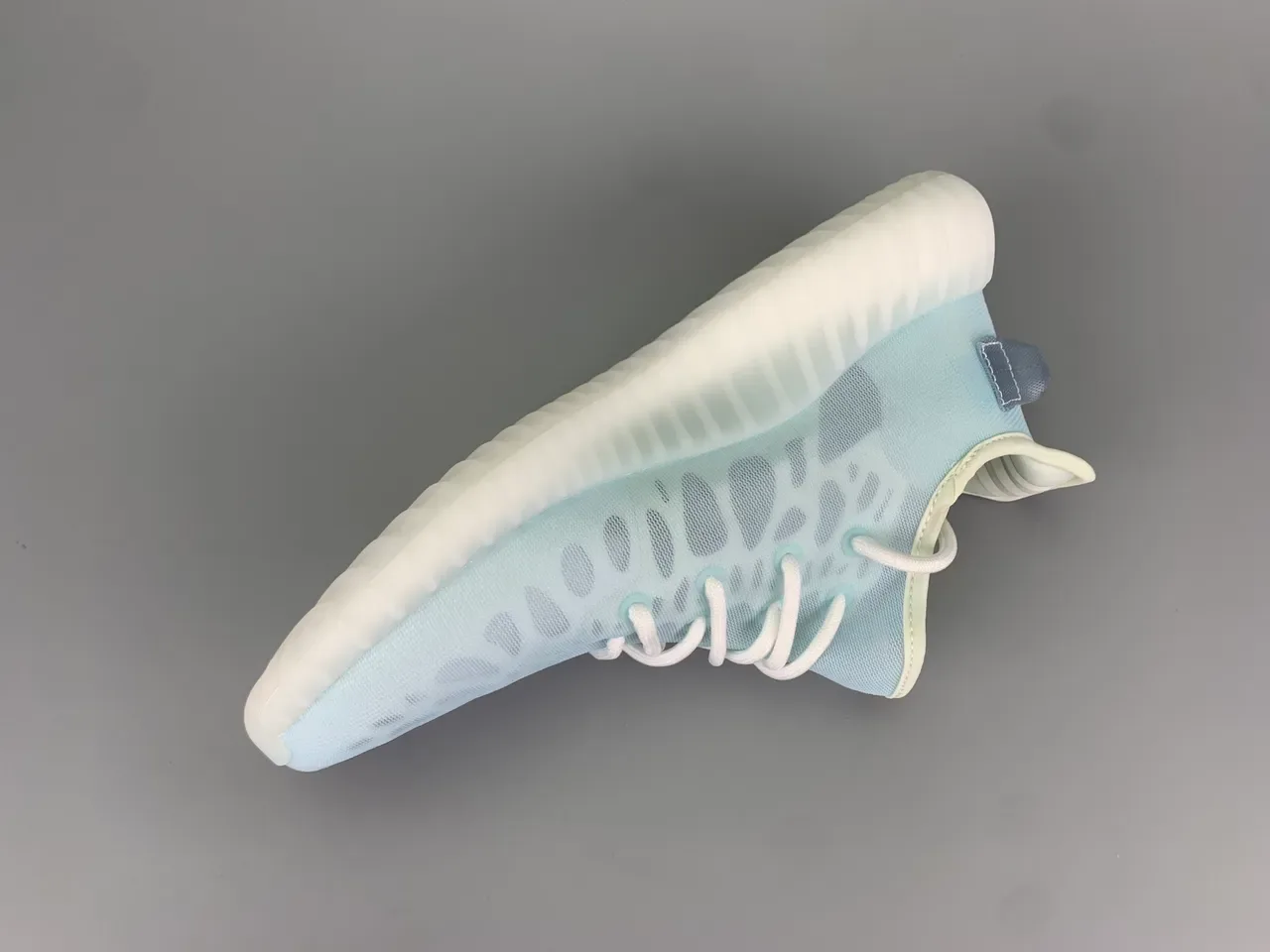 Adidas Blue White Translucent Knit Upper Asymmetrical Lace System Lifestyle Sneakers 9