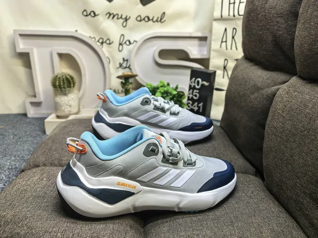 Adidas ClimaWarm White Blue Chunky Midsole Layered Upper Lifestyle Sneakers 21