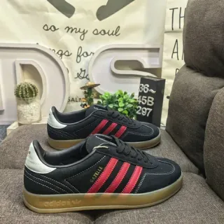Adidas Gazelle काले लाल सूड लाइफस्टाइल स्नीकर