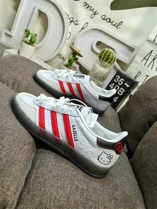 Adidas Gazelle White Red Black Hello Kitty Lifestyle Sneakers 7