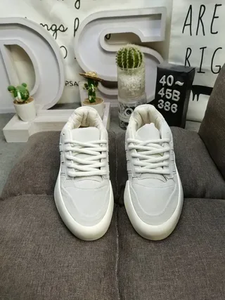 Adidas Gray White Platform Sole Suede-Like Upper Lifestyle Sneakers 10
