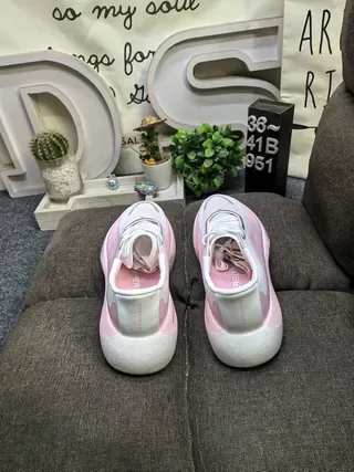 Adidas Hyperboost Pink and White Lifestyle Sneakers 8
