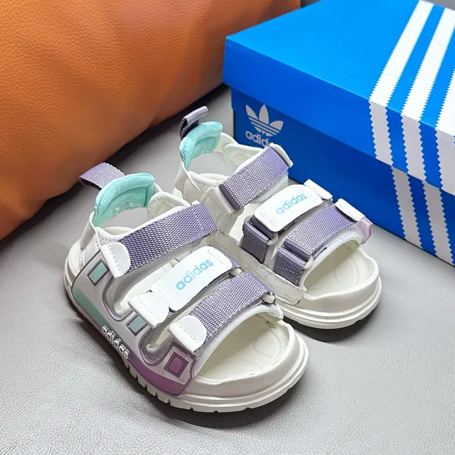Adidas Enfants Multi-Lanières Bloc de Couleur Sandales Casual 8