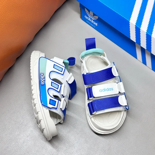 Adidas Enfants Multi-Lanières Bloc de Couleur Sandales Casual 19