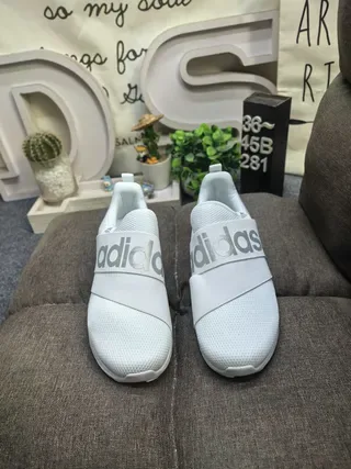 Adidas Navy White Slip-On Mesh Upper Lifestyle Sneakers 20