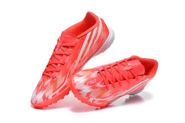 Adidas Chaussures de football orange blanc low-cut upper synthétique crampons coniques moulés gazon artificiel 2