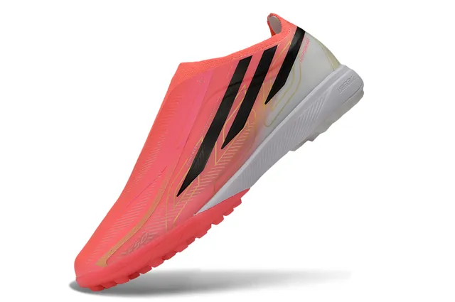 Adidas Tênis de Futebol Turf com upper em gradiente neon rosa e preto sem cadarços ajuste de meia 3