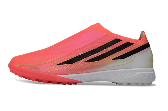 Adidas Tênis de Futebol Turf com upper em gradiente neon rosa e preto sem cadarços ajuste de meia 7