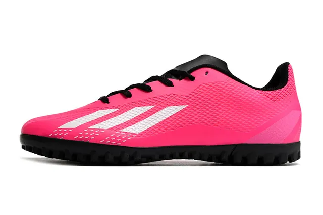 Adidas Chaussures de football turf rose et noir à coupe basse en mesh synthétique avec trois bandes blanches 14