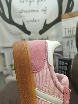 Adidas Pink White Corduroy-Textured Side Panels Suede Upper Lifestyle Sneakers 3