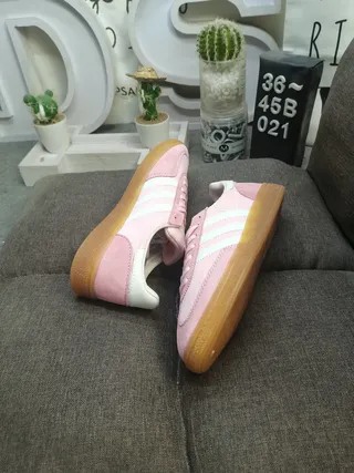 Adidas Pink White Corduroy-Textured Side Panels Suede Upper Lifestyle Sneakers 6