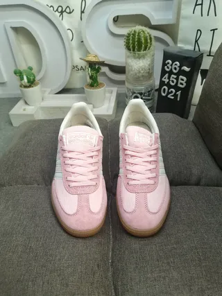 Adidas Pink White Corduroy-Textured Side Panels Suede Upper Lifestyle Sneakers 10