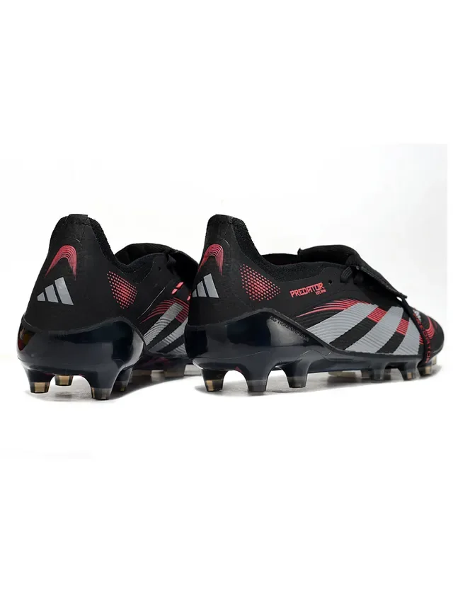 Adidas Predator Chaussures de football noir rouge bottine basse panneau latéral trois rayures herbe artificielle 5