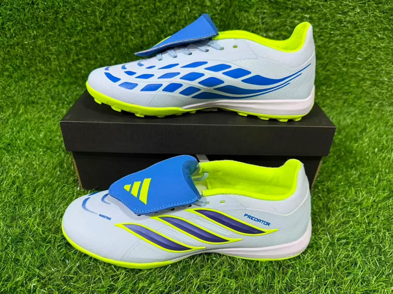 Adidas Predator Blue Green Low-Cut Laceless Strap Closure Turf Soccer Shoes 15