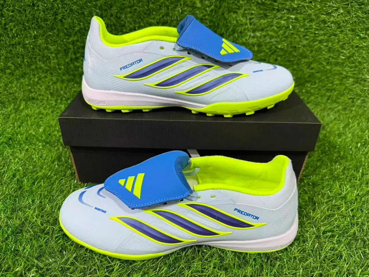 Adidas Predator Blue Green Low-Cut Laceless Strap Closure Turf Soccer Shoes 16