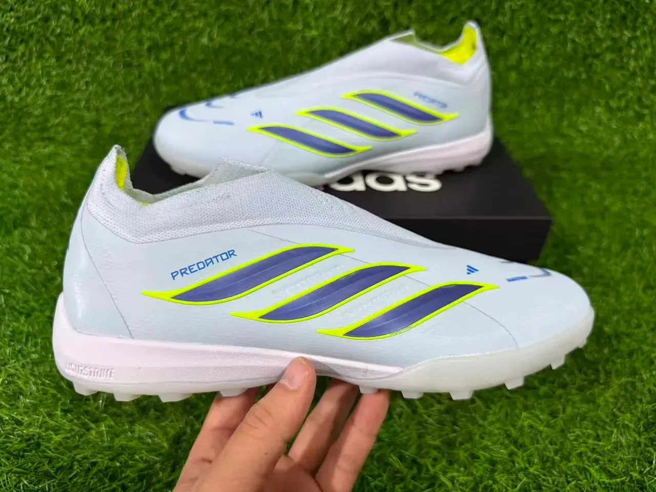 Adidas Predator Blue Navy Laceless Sock-Fit Upper Molded Rubber Outsole Turf Soccer Shoes 2