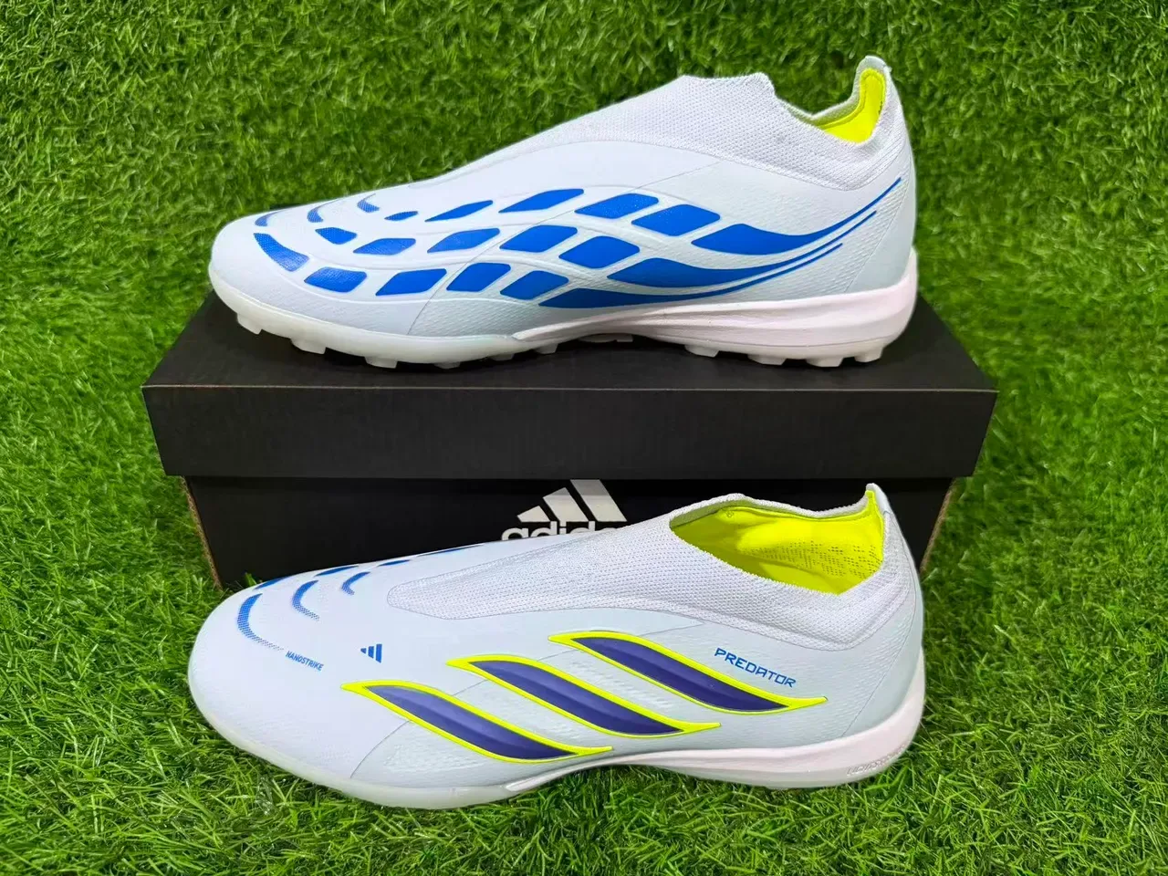 Adidas Predator Blue Navy Laceless Sock-Fit Upper Molded Rubber Outsole Turf Soccer Shoes 8