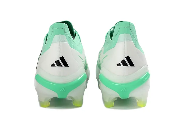 Adidas Predator Green White Low-Cut Lace-Up Boot Textured Forefoot Cage Firm-Ground Soccer Shoes 13