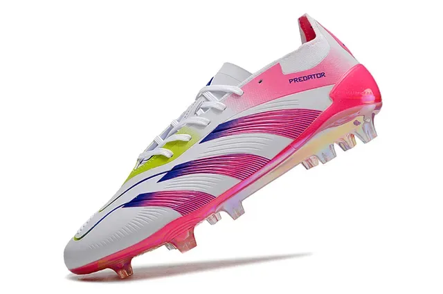 Adidas Predator Chaussures de football rose multicolore iridescent upper design overlay trois bandes terrain ferme 3