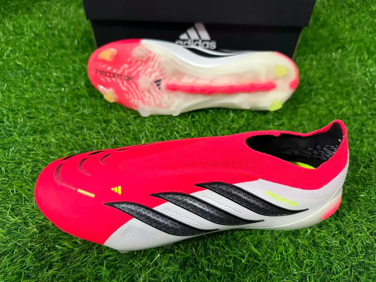 Adidas Predator Rouge Blanc Noir Firm-Ground Chaussures de football 2