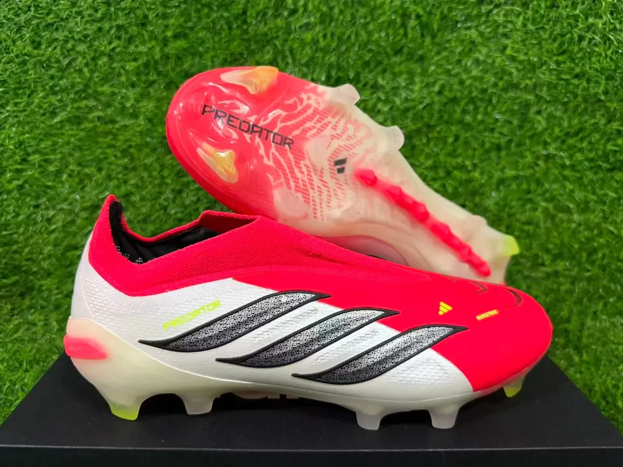 Adidas Predator Rouge Blanc Noir Firm-Ground Chaussures de football 10