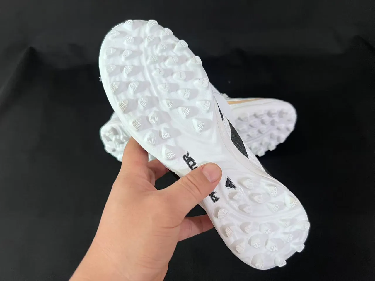 Adidas Predator Chaussures de football Turf Blanc Noir Or 2