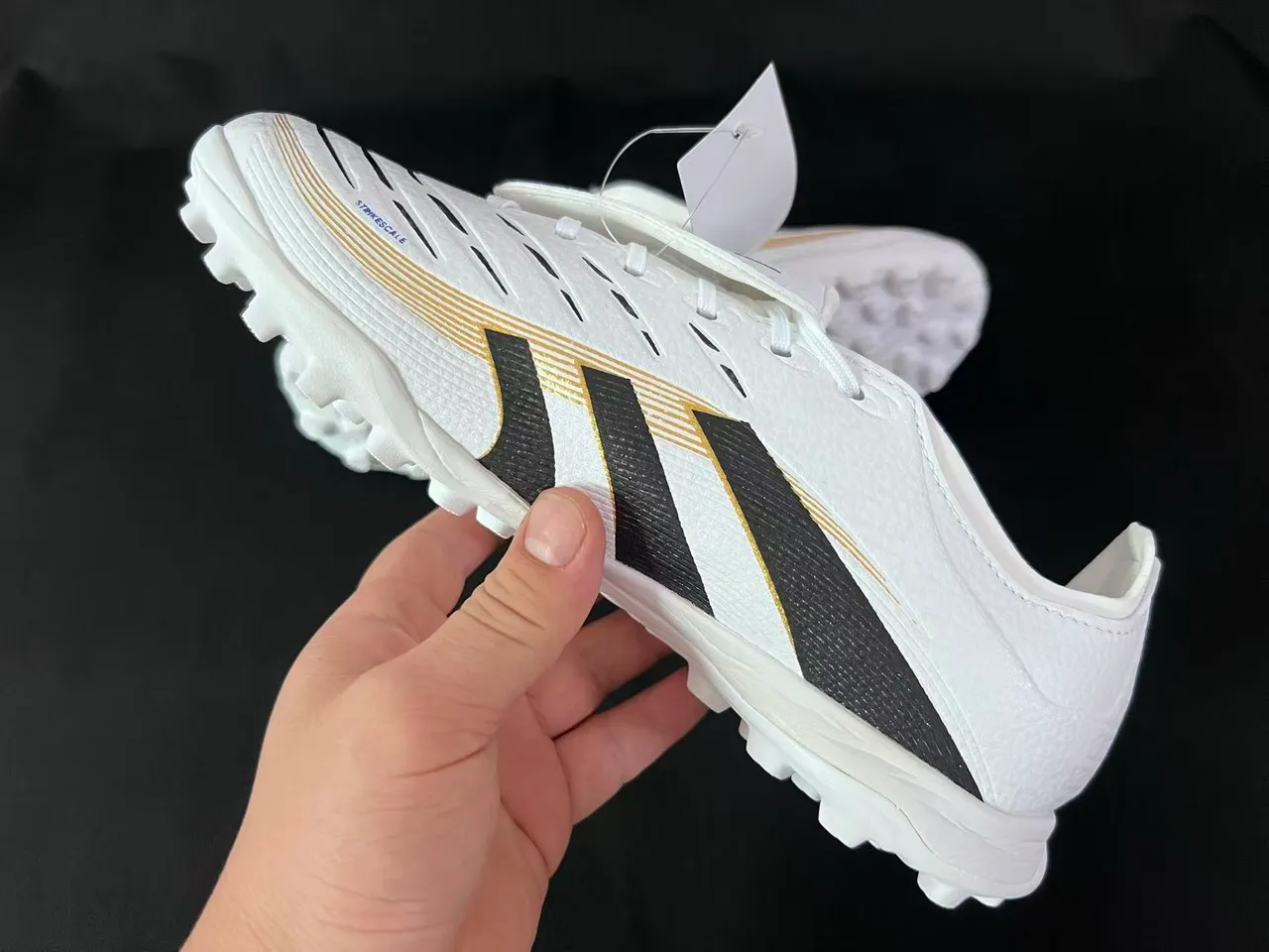 Adidas Predator Chaussures de football Turf Blanc Noir Or 4