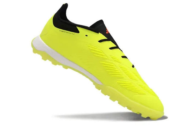 Adidas Predator Amarelo Preto tênis de futebol low-cut com cadarços texturizados com overlay de três faixas para turf 2