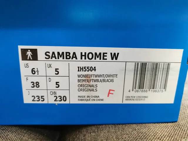 Adidas Samba Beige and White Lifestyle Sneakers 2