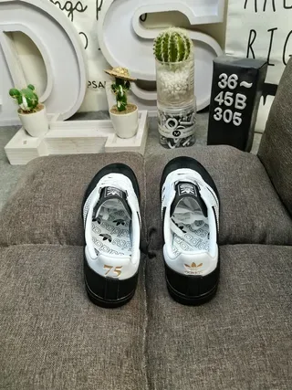 Adidas Samba Black and White Lifestyle Sneakers 8