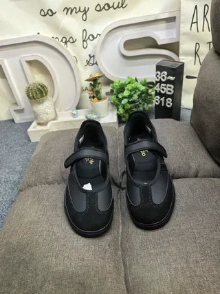Adidas Samba Black Laceless Strap Lifestyle Sneakers 10