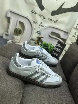 Adidas Samba Brown and White Lifestyle Sneakers 9