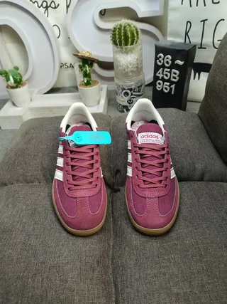 Adidas Samba Tênis Lifestyle Borgonha de Veludo Cotelê 10