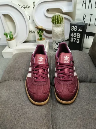 Adidas Samba Burgundy Pink Low-Top Suede Upper Lifestyle Sneakers 10