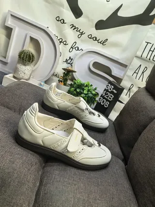 Adidas Samba OG Cream Lifestyle Sneakers 9