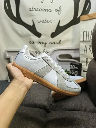 Adidas Samba OG Sneakers Lifestyle Gris Clair et Blanc 5