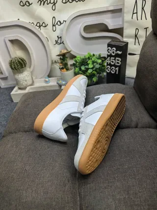 Adidas Samba OG Sneakers Lifestyle Gris Clair et Blanc 6
