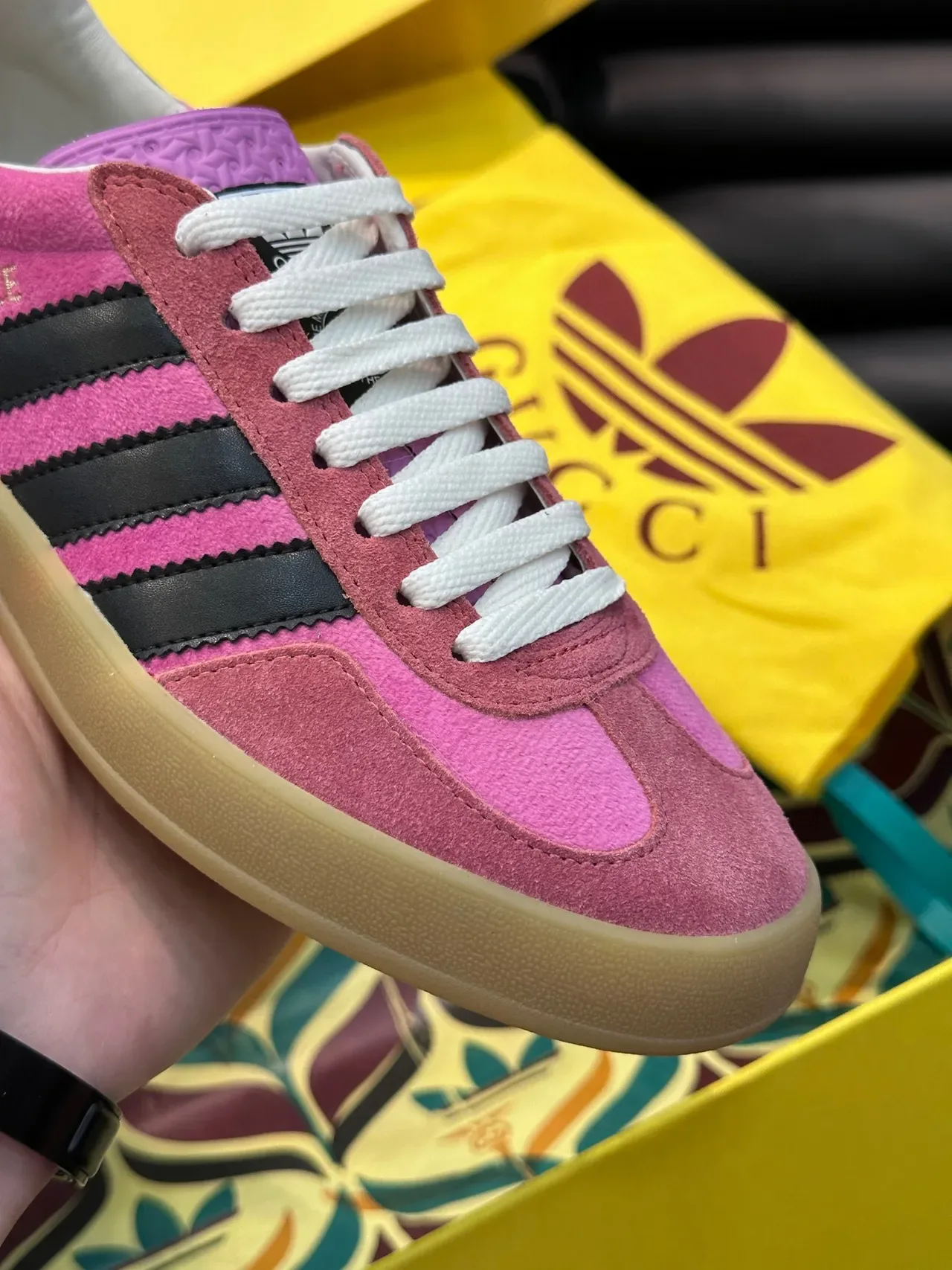 Adidas Samba OG Pink Black Green Lifestyle Sneakers 3