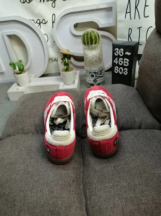Adidas Samba OG Red and Cream Lifestyle Sneakers 8
