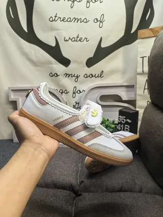 Adidas Samba White and Beige Laceless Lifestyle Sneakers 5