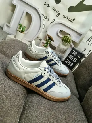 Adidas Samba White and Navy Lifestyle Sneakers 9