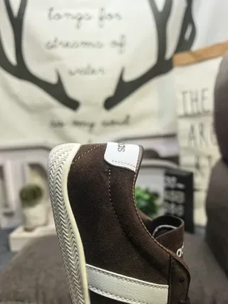 Adidas Spezial Brown Suede Three-Stripe Lifestyle Sneakers 3