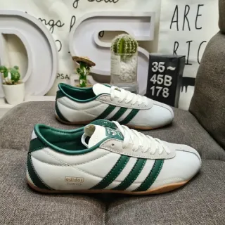 Adidas Spezial White and Forest Green लाइफस्टाइल स्नीकर