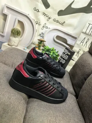 Adidas Superstar Black and Pink Lifestyle Sneakers 9